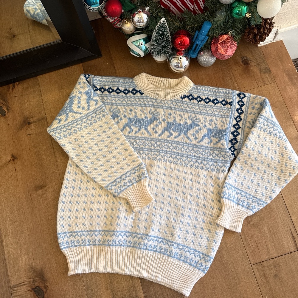 Vintage Cream and Blue Sweater